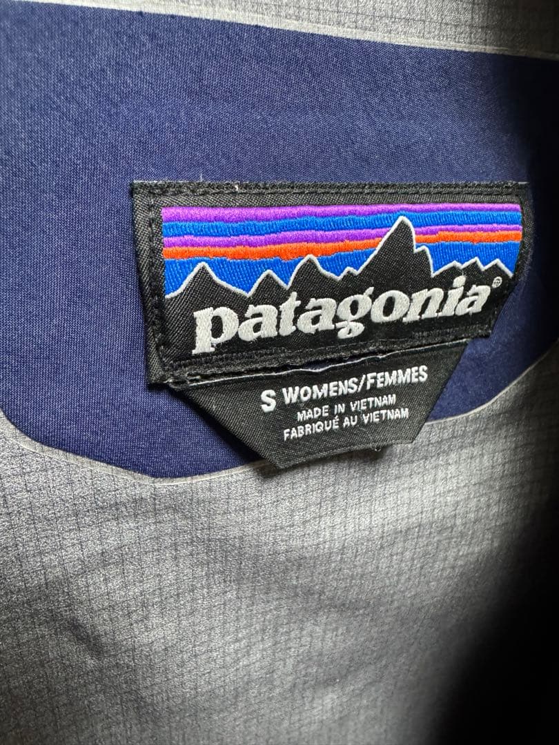 【値下げ】patagonia パウスレイヤージャケットS レディースFA18