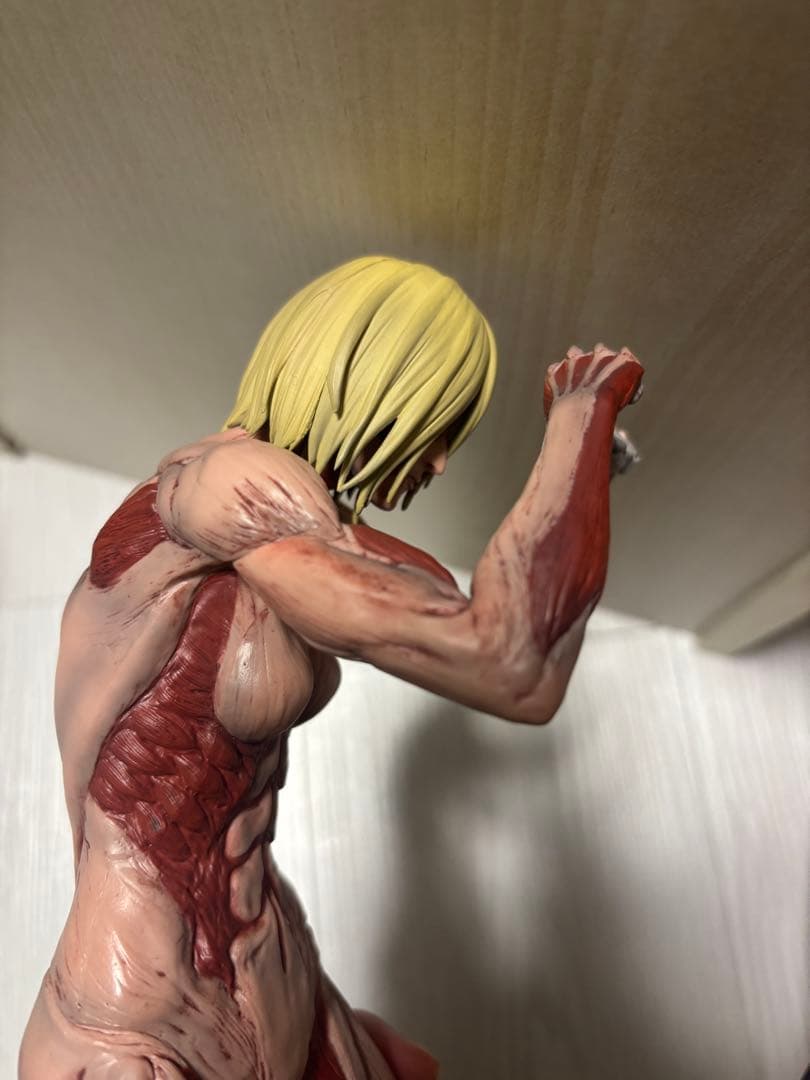 女型の巨人 一番くじ A賞 箱無し