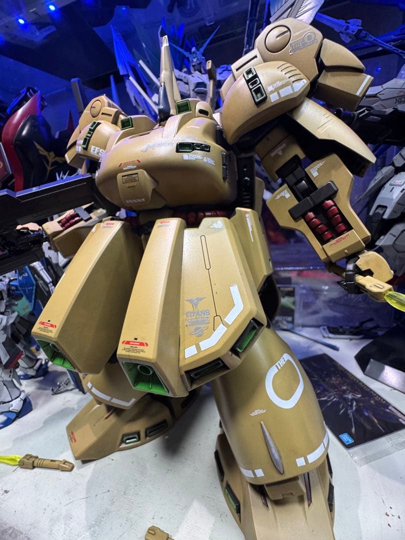 MG ジオ　ジ・Ｏ　塗装完成品　ガンプラ　プラモデル　塗装済み　Zガンダム