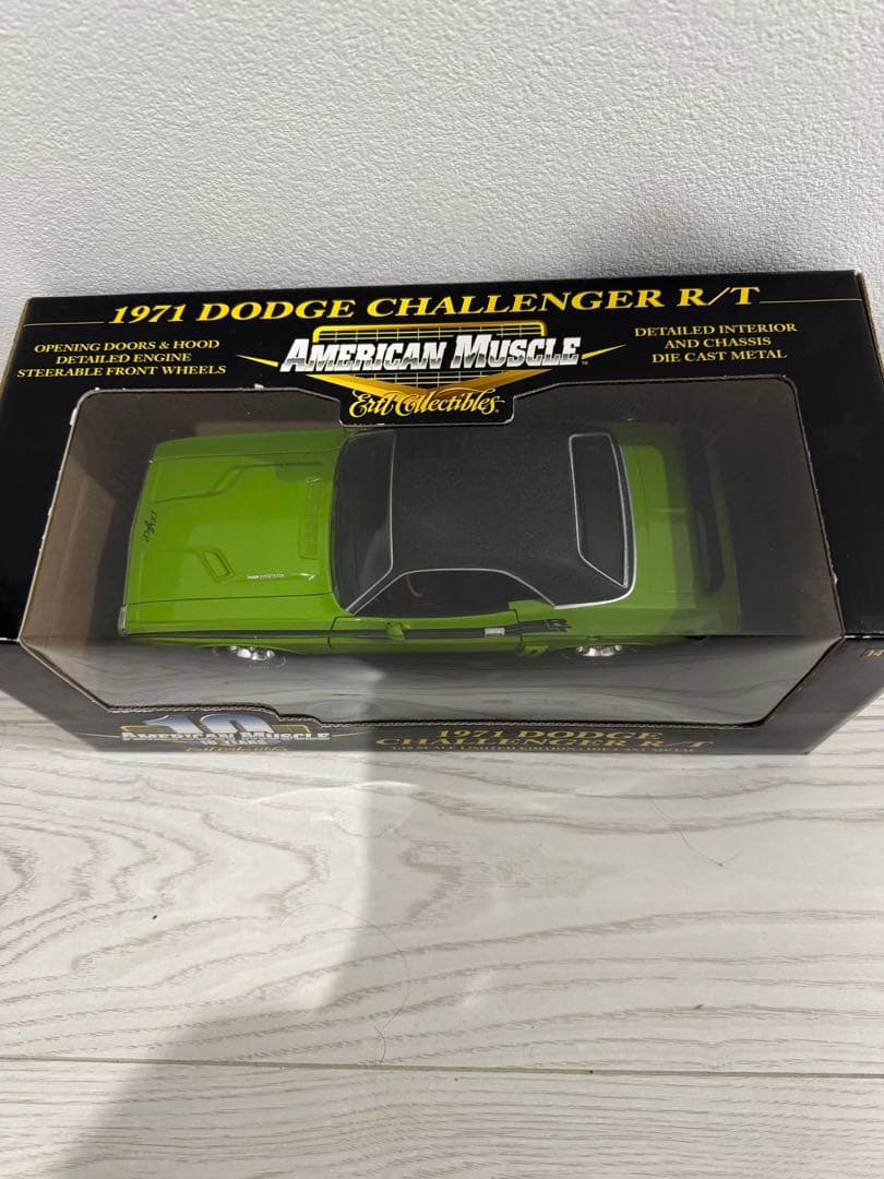ミニカー american muscle 1971 dodge challenger rt