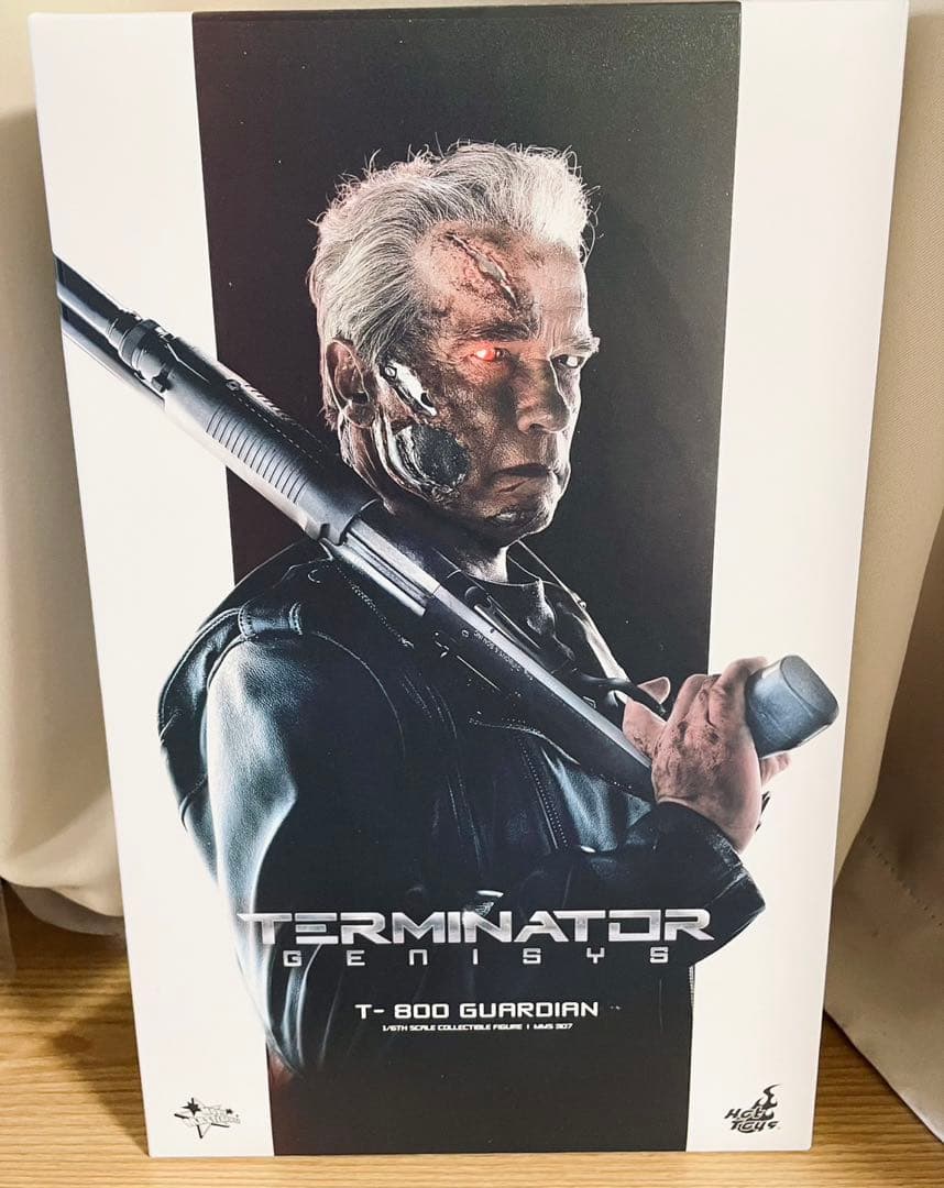 ホットトイズ T-800 ターミネーター 新起動 ジェニシス フィギュア