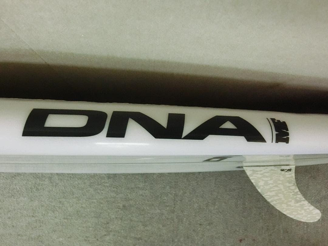 b377DHD,DNA 6'0,191/2, 21/2,31L※手渡しフィン別売