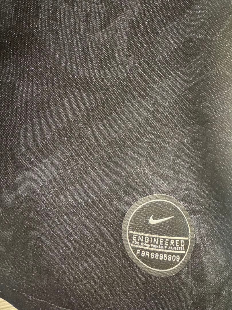 インテル・ミラノ Nike シャツ 黒/黄色