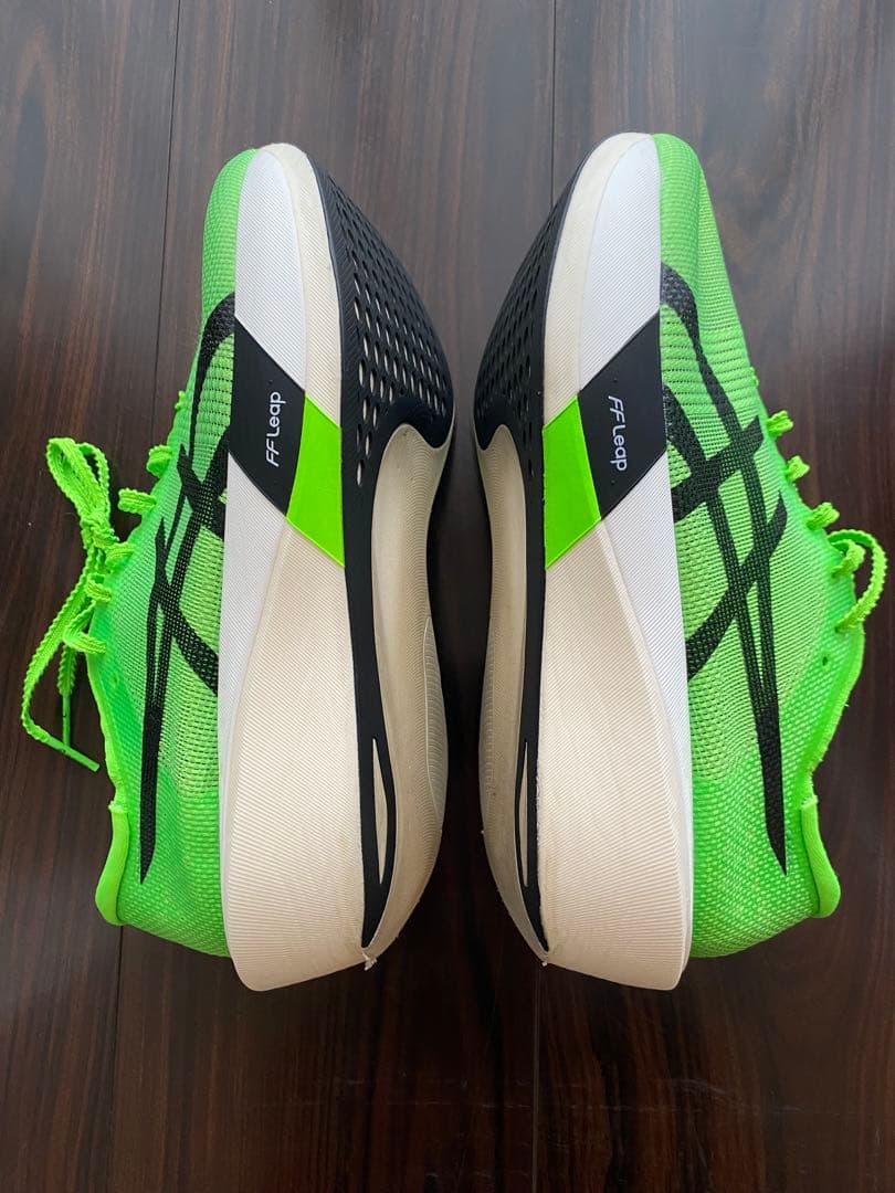 アシックス メタスピード エッジTOKYO ランニングシューズ 25.5cm