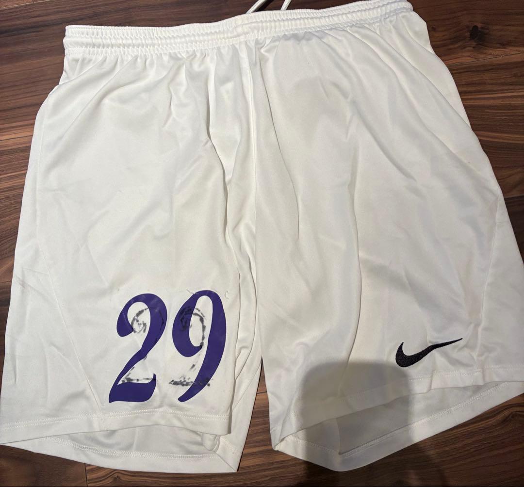 練習用などに！ アマチュアサッカーチームのユニフォームセット。