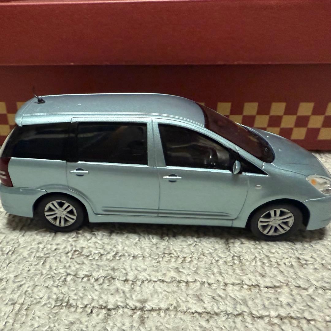 トヨタ ウィッシュ カラーサンプル ミニカー