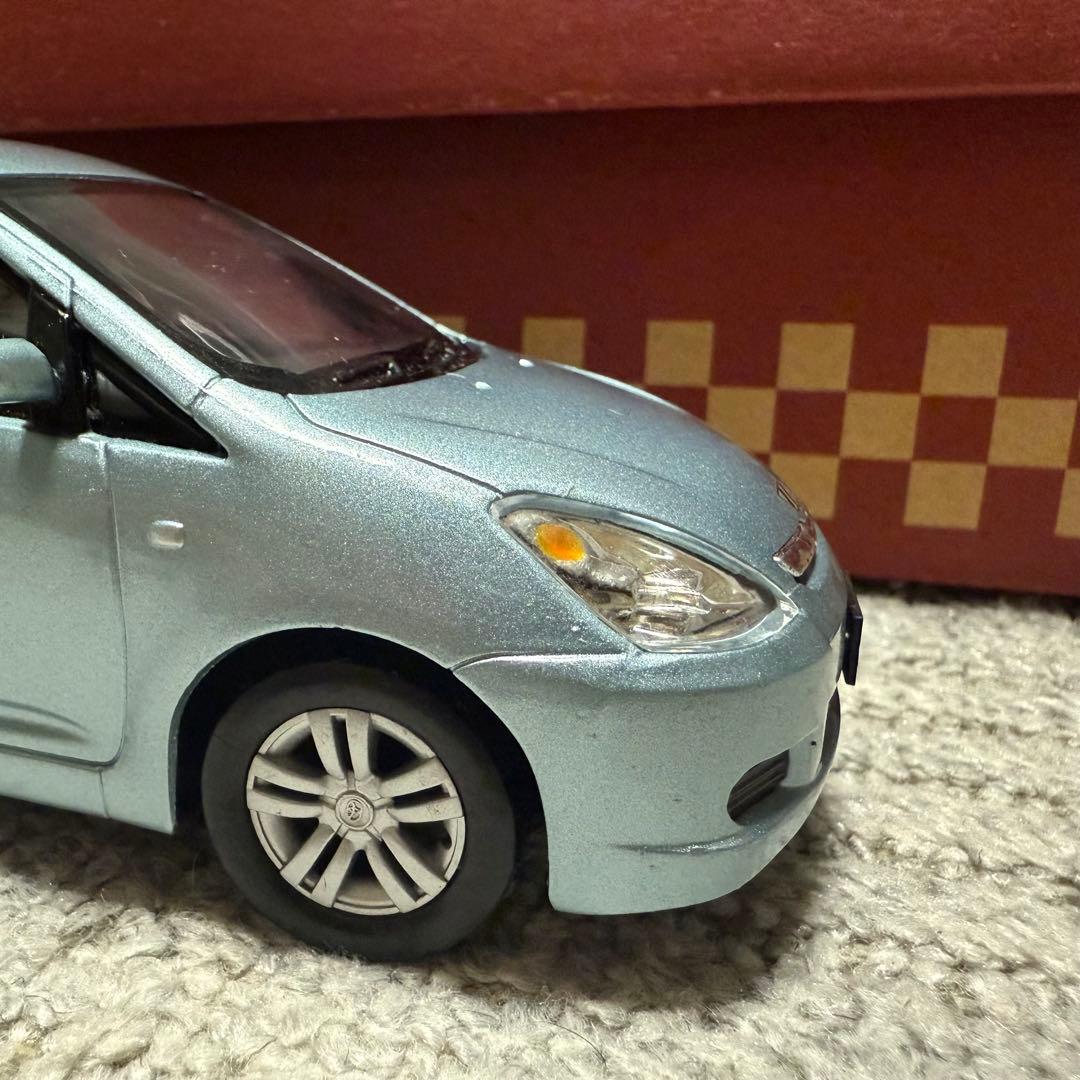 トヨタ ウィッシュ カラーサンプル ミニカー