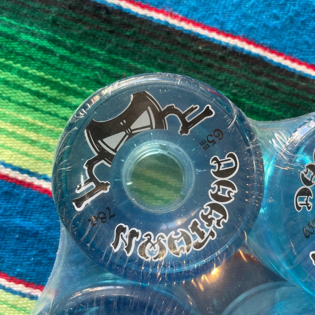 DOGTOWNクリアブルー スケートボードウィール 65mm 78A 4個セット