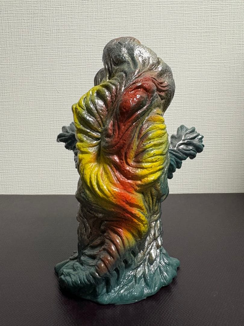 バンダイ　結集!歴代怪獣ボックス ヘドラ