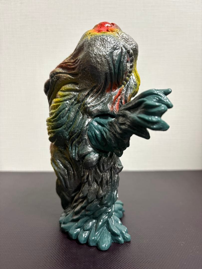 バンダイ　結集!歴代怪獣ボックス ヘドラ