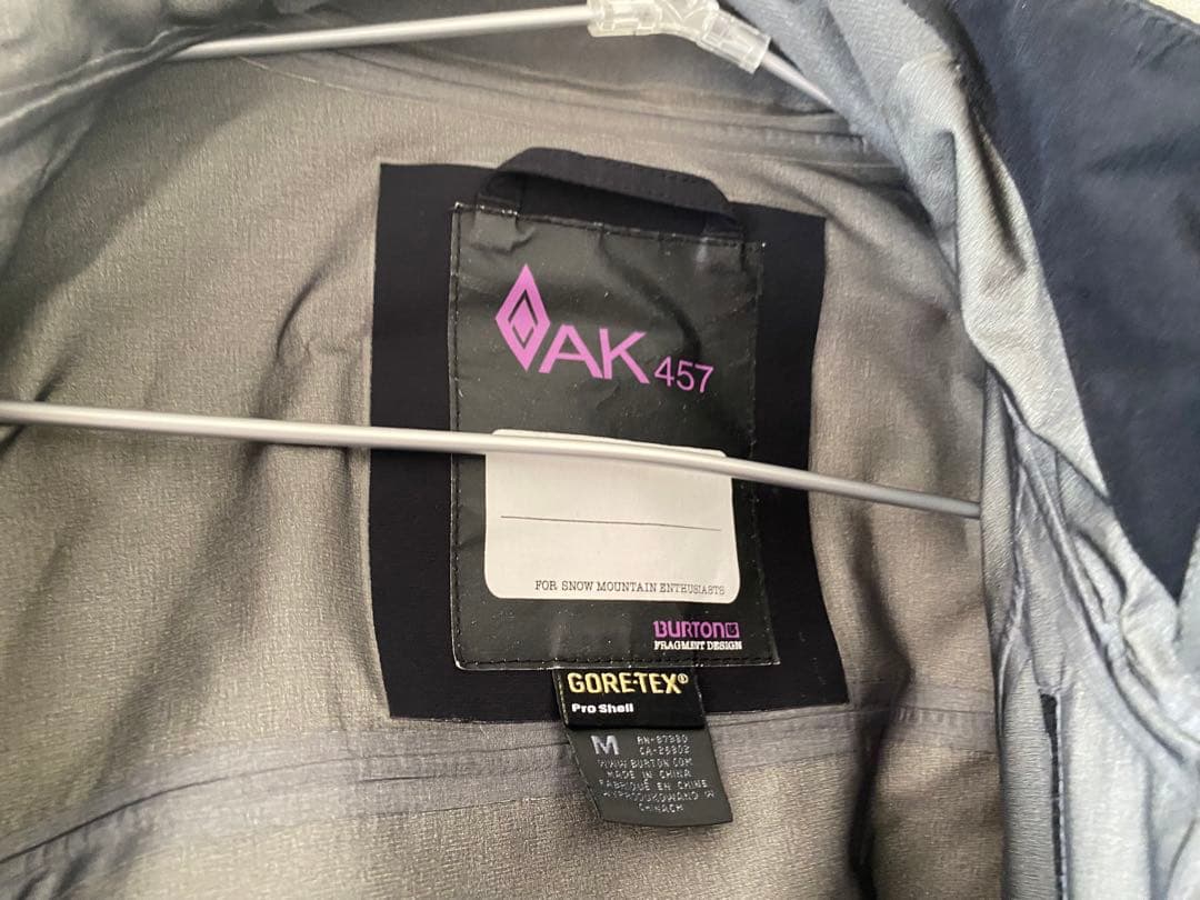 GORE-TEX スノーボードジャケット ブラック　AK バートン