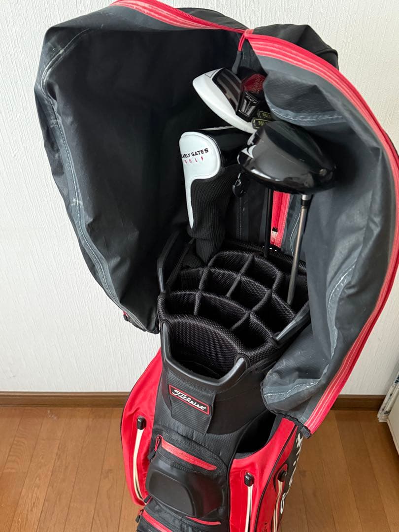 Titleist STADRY14分割カートバッグ 黒/赤