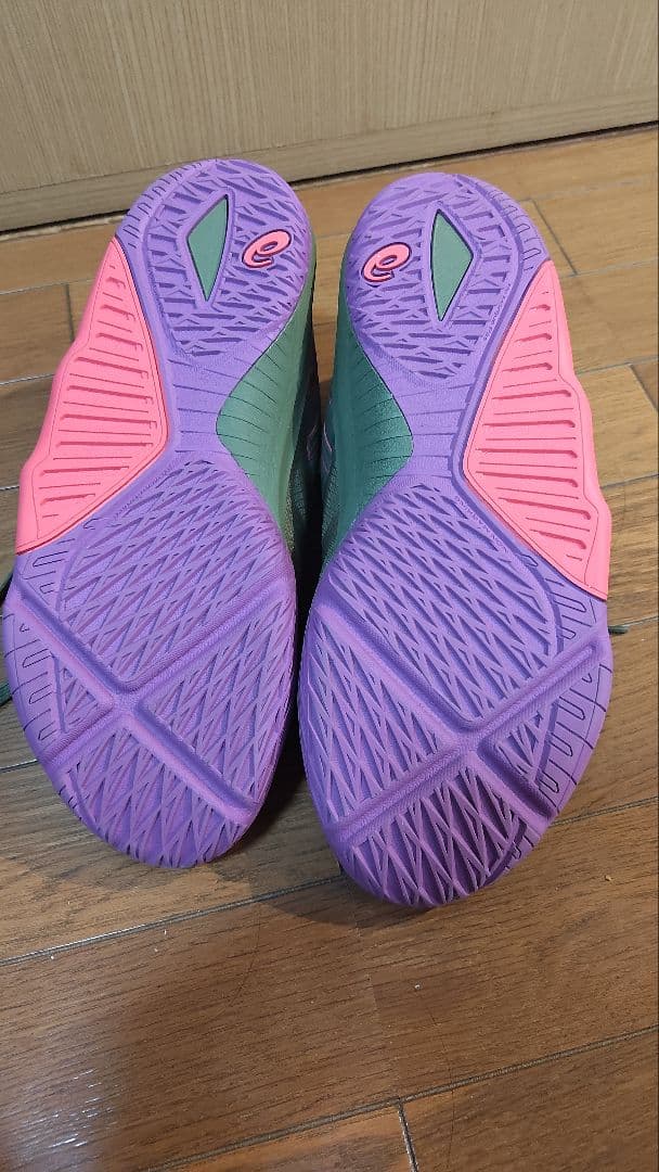 ASICS バスケットボールシューズ オリーブグリーン