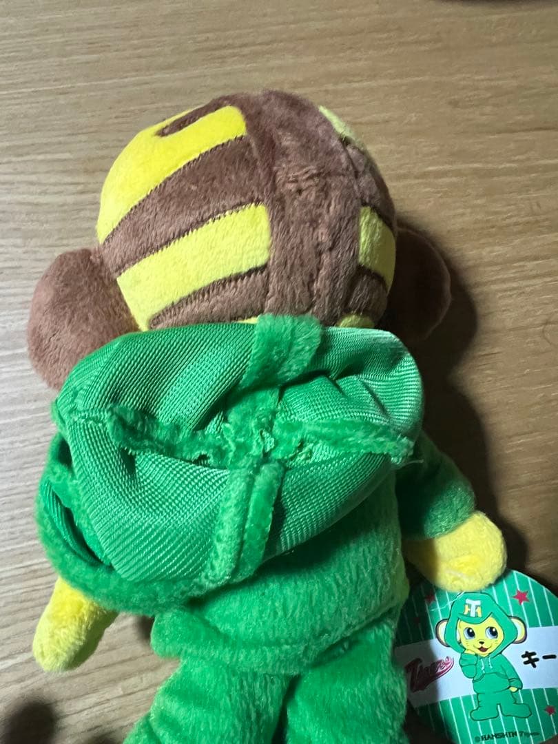 阪神タイガース　キー太　ぬいぐるみ　緑パーカー