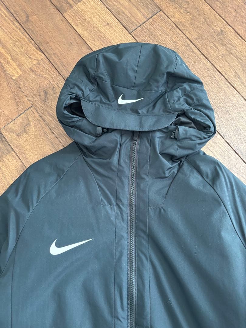NIKE ナイキ ベンチコート ブラック Mサイズ