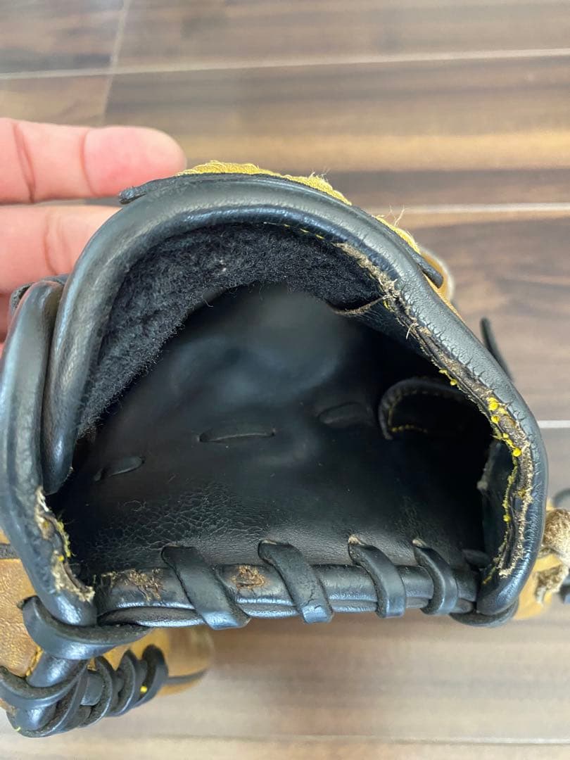 ミズノプロ　ビックM オーダー硬式グローブ 希少 イエロー×ブラック　内野手用