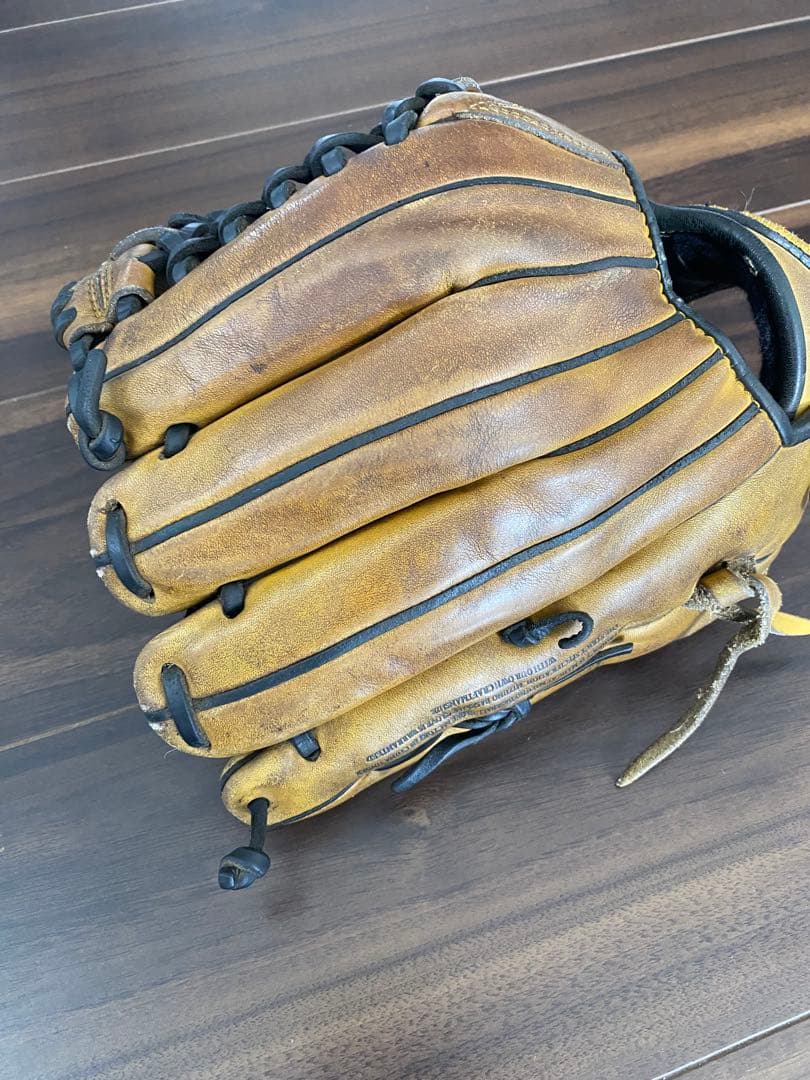 ミズノプロ　ビックM オーダー硬式グローブ 希少 イエロー×ブラック　内野手用