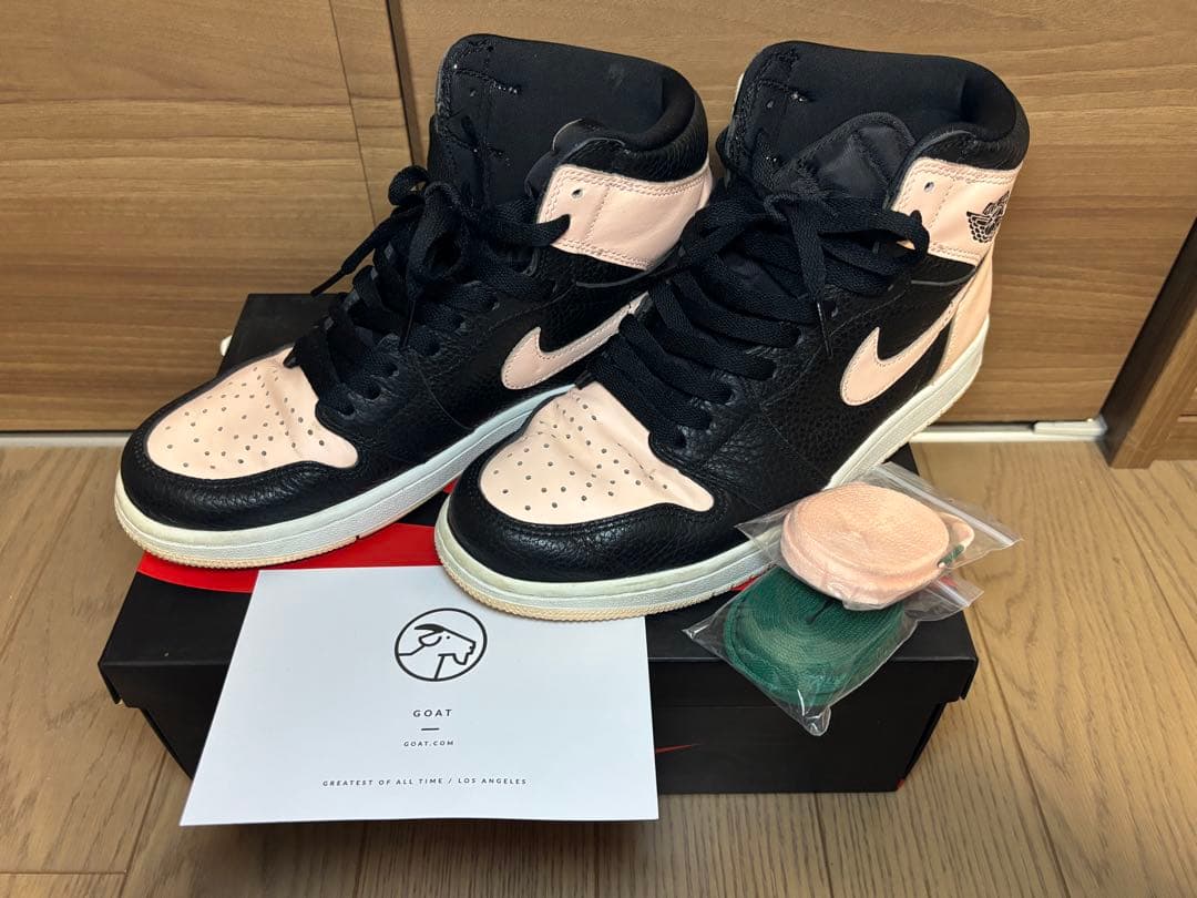 ナイキ Air Jordan 1 Retro High Crimson Tint