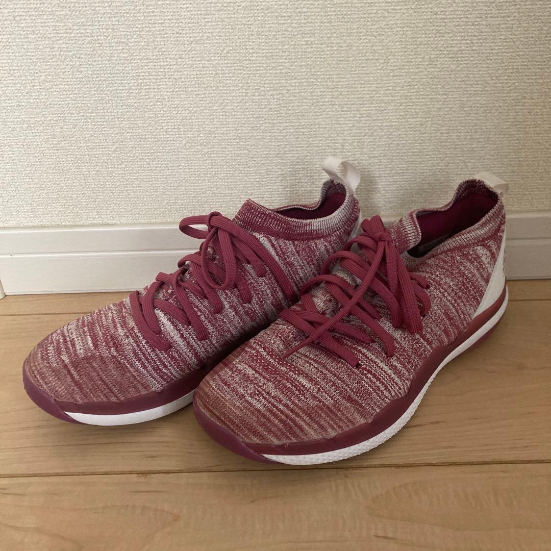 レスミルズ   レズミルズ　サーキットストロング　スニーカー