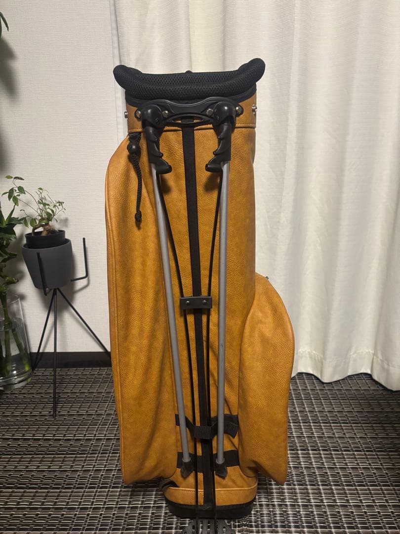 【美品】ゴルフバッグ スタンド式　キャディーバッグ　AXEL レザー