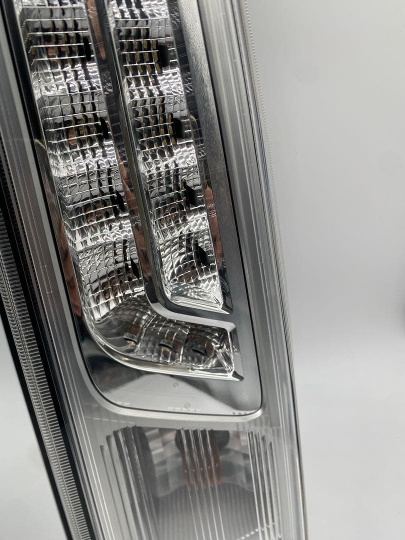 日産セレナ C26 LEDテールランプ 社外テール 左右セット クリアレンズ