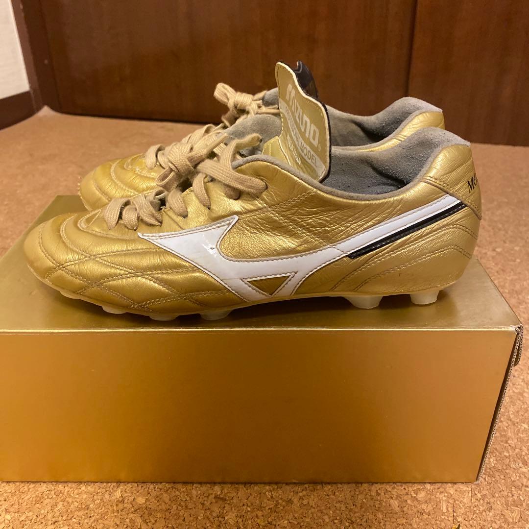 Mizuno プロフェッショナルモデル ゴールドスパイク　モレリアUL 金