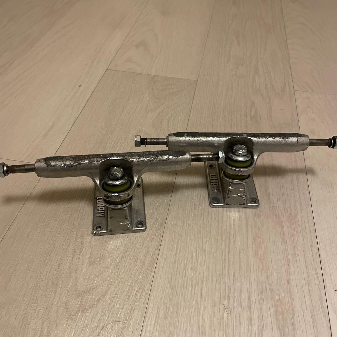 スケートボード lurpiv truck