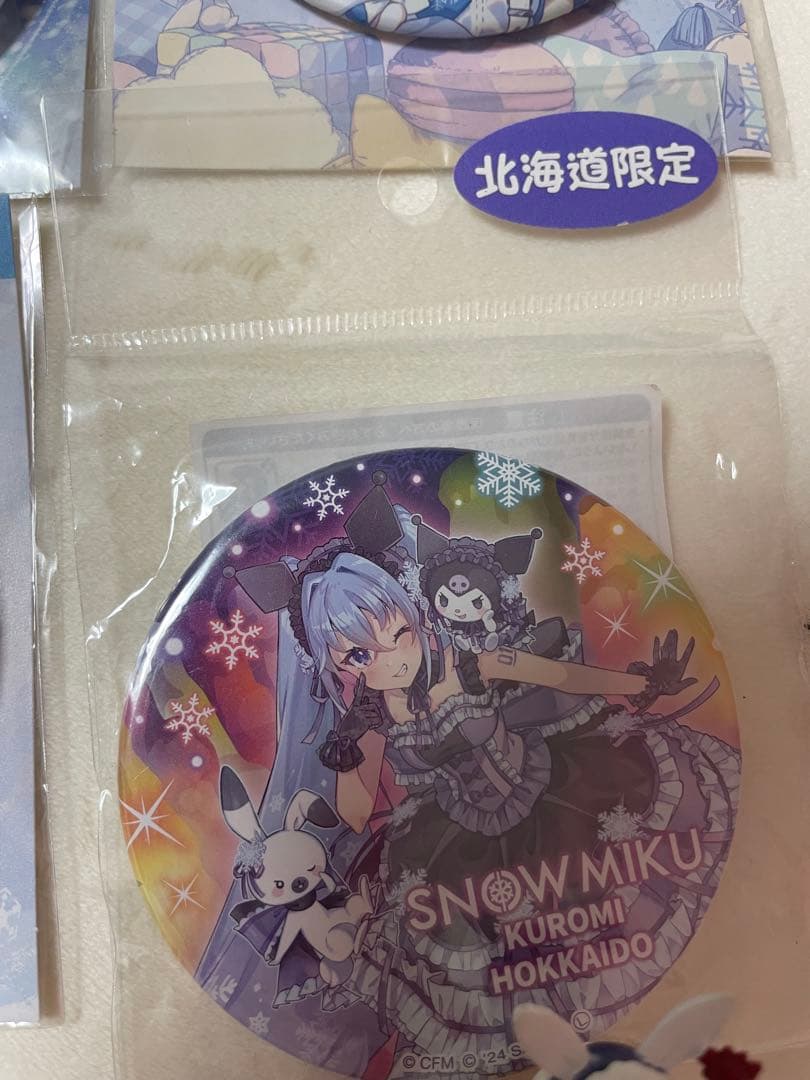  MIKU 初音ミクフィギュア＆バッジセット　おまけ付き