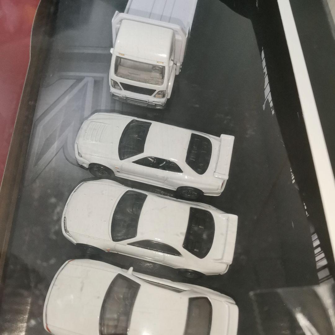 スカイライン　プレミアム　コレクターズ　ジェネレーションズ　白色　GT-R