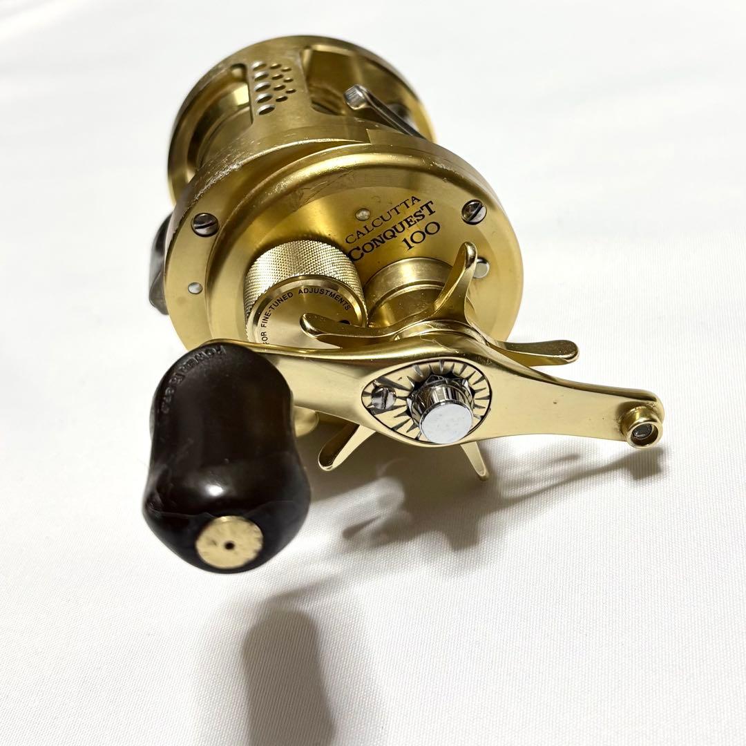 カルカッタ コンクエスト 100 SHIMANO シマノ ベイトリール