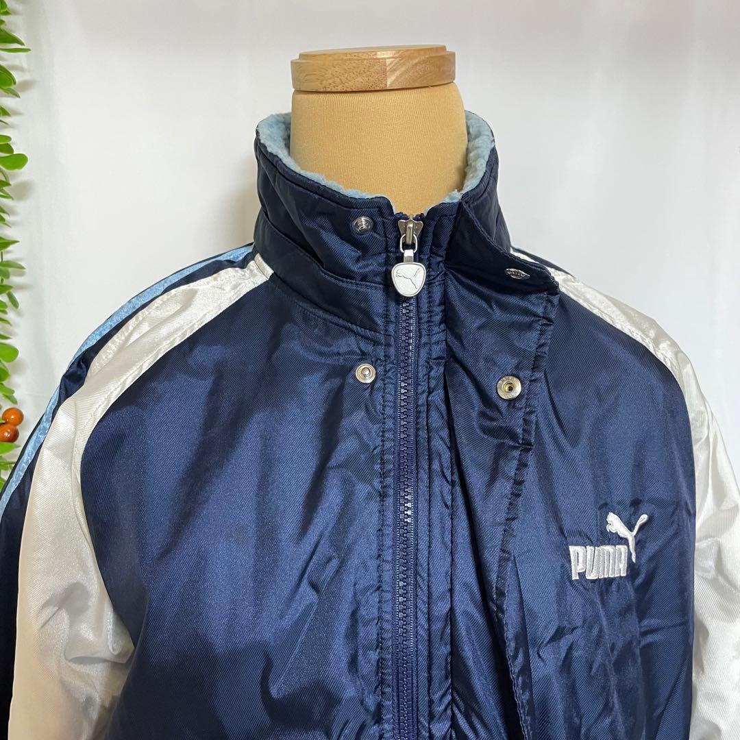 プーマ PUMAのロゴ入りベンチコート 裏起毛 白/紺/水色 サイズ150