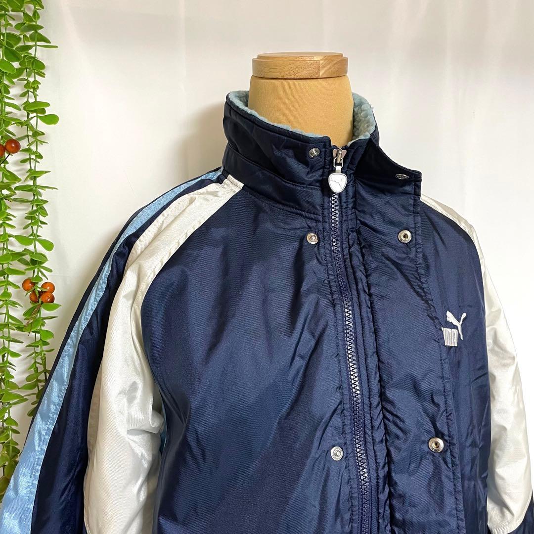 プーマ PUMAのロゴ入りベンチコート 裏起毛 白/紺/水色 サイズ150