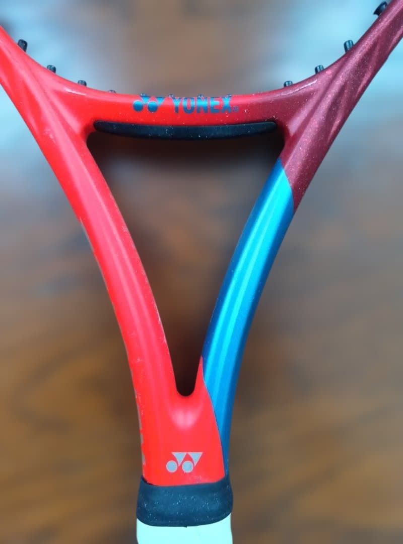 YONEX 硬式テニスラケット VCORE 100 300g G2