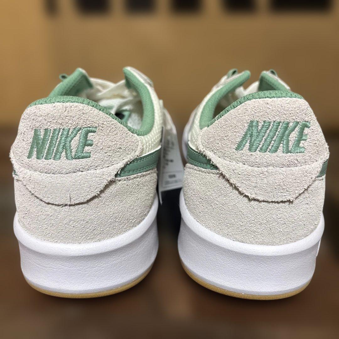 NIKE ナイキ SB アドバーサリー CJ0887-104 25.5cm