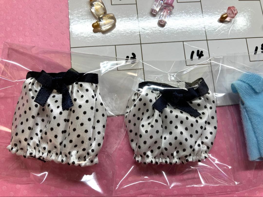 シルバニア　新品小物　各¥250