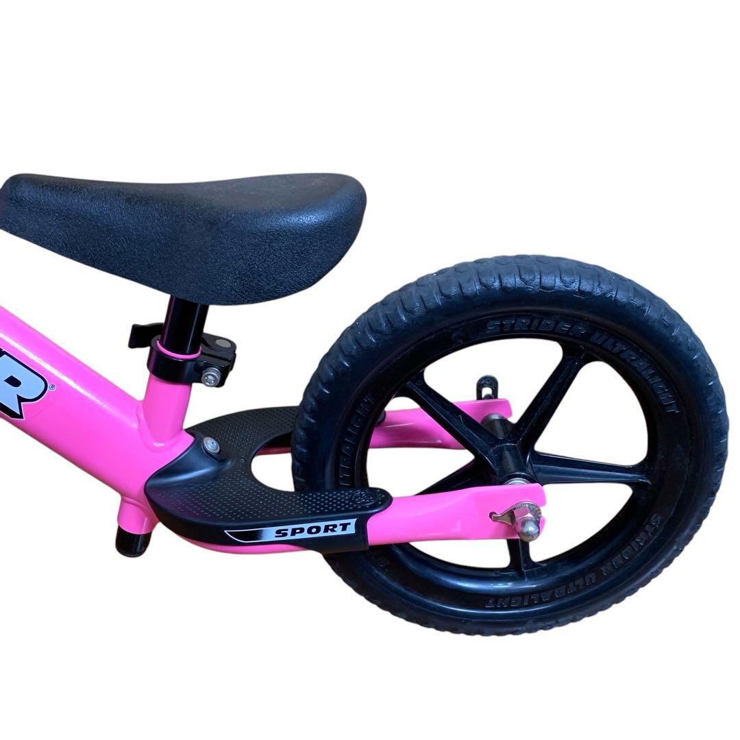 ストライダー12　日本正規品　ピンク　キックバイク①