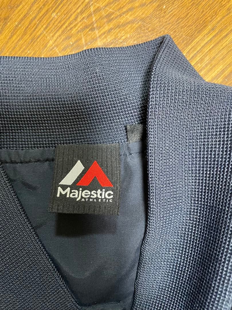 ニューヨーク・ヤンキース　ダウン調スタジャン　Mサイズ