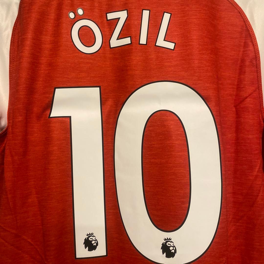 エジル　アーセナル　18/19　ホーム　リーグ仕様