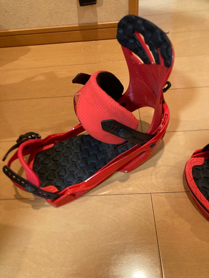 Salomon Rhythm ビンディング レッド