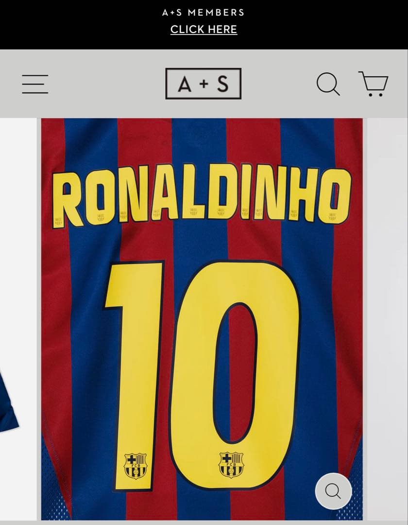 FC Barcelona RONALDINHO 10 長袖シャツ　XLサイズ