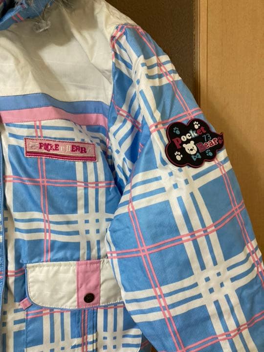 新品未使用★キッズスノーウエア上下セット★女の子130