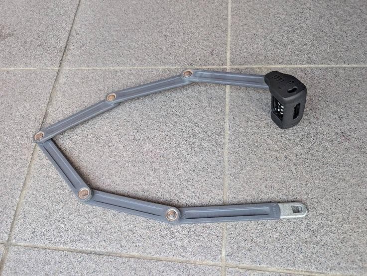 クロスバイク ダークブルー 700C　（TREK FX 4 Carbon）