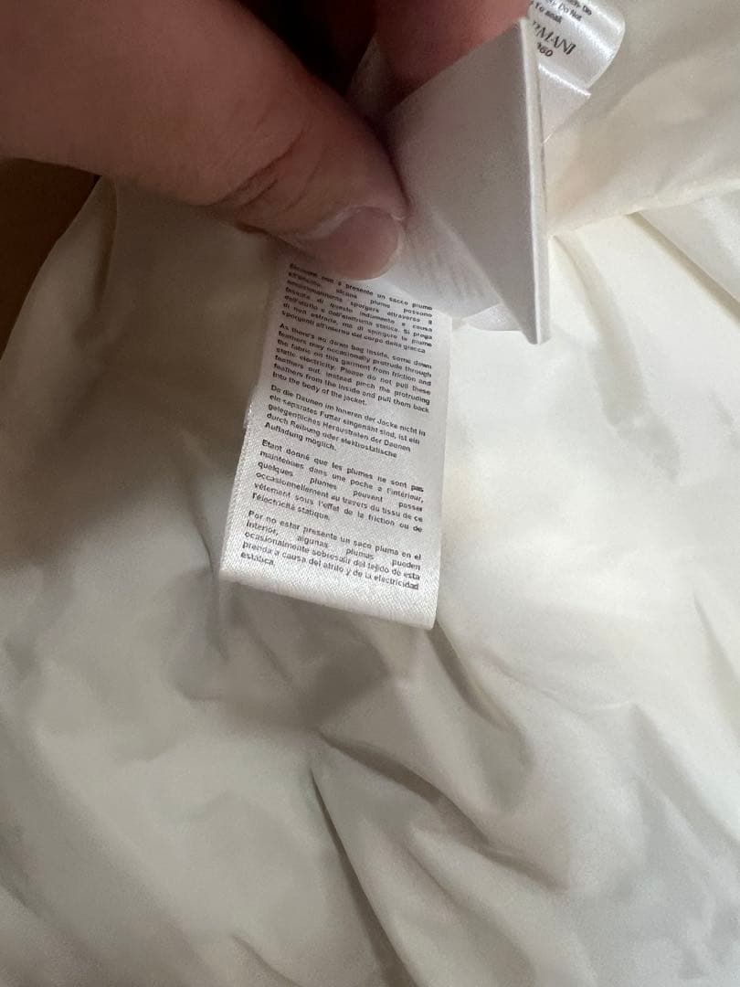 EA7 Emporio Armani ダウンベスト ホワイト