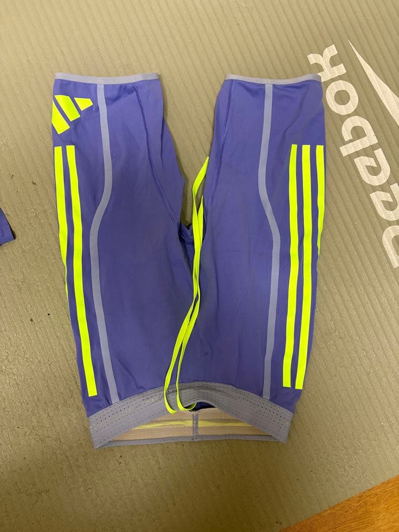 adidas ADIZERO ランニングタンクトップ Mサイズ　セットアップ