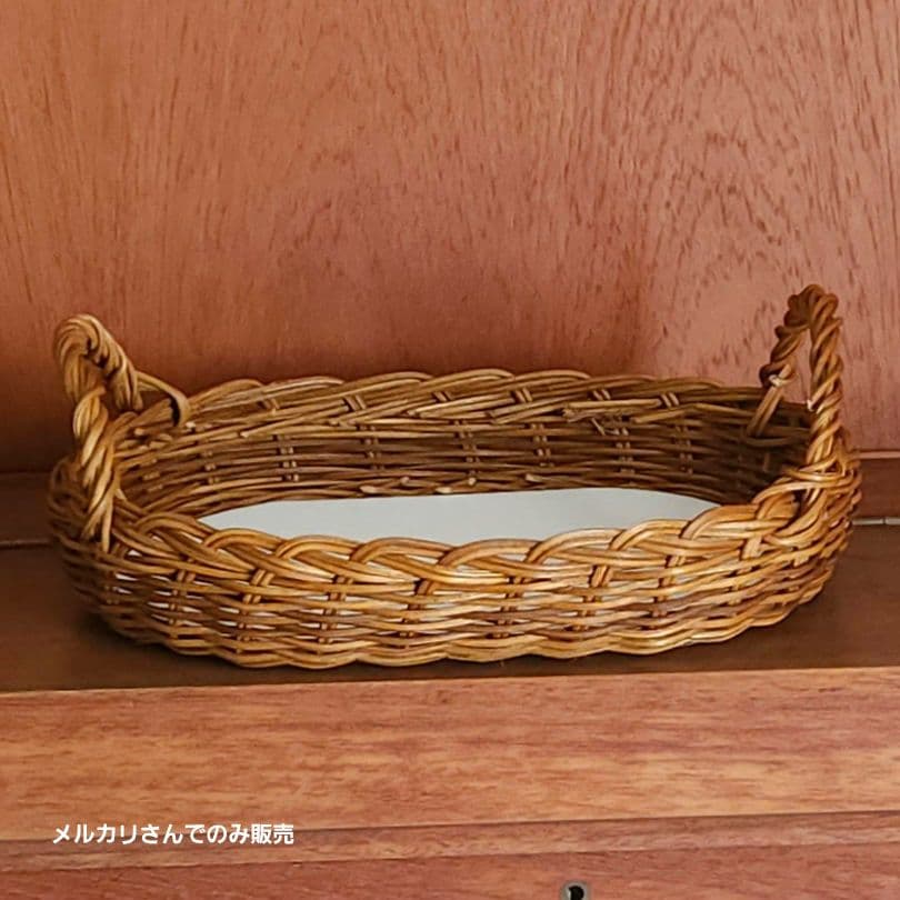 カゴ　カゴ　ラタン　籐　バスケット　ハンドメイド　インテリア　パンカゴ　雑貨