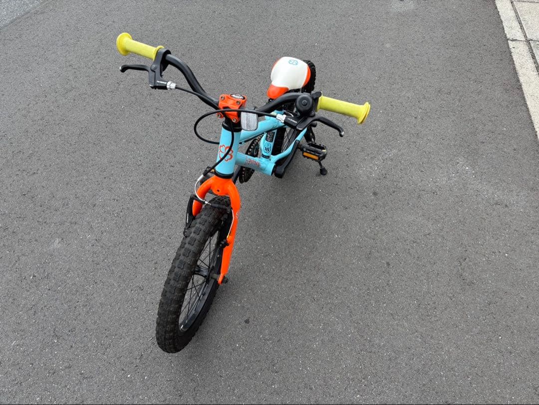 【上尾市、桶川市、さいたま市西区直接引き渡し限定】16インチ　ヨツバサイクル