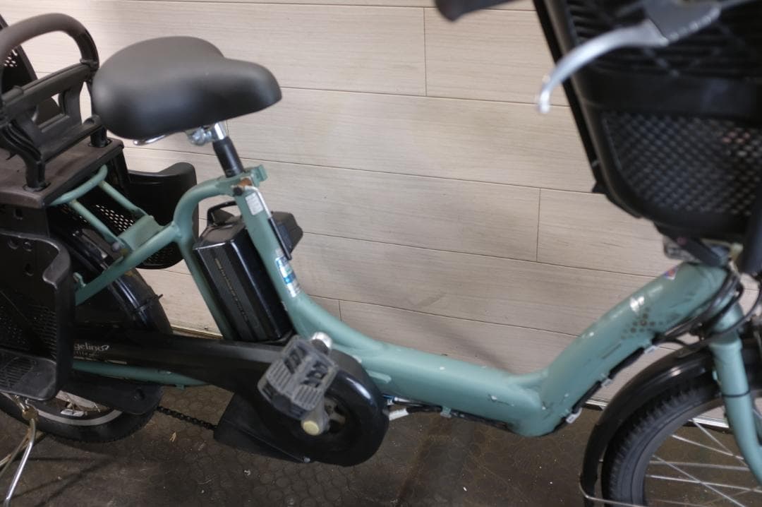 電動自転車BS アンジェリーノ　20インチ　3段　8.7Ah（4点灯）充電器あり
