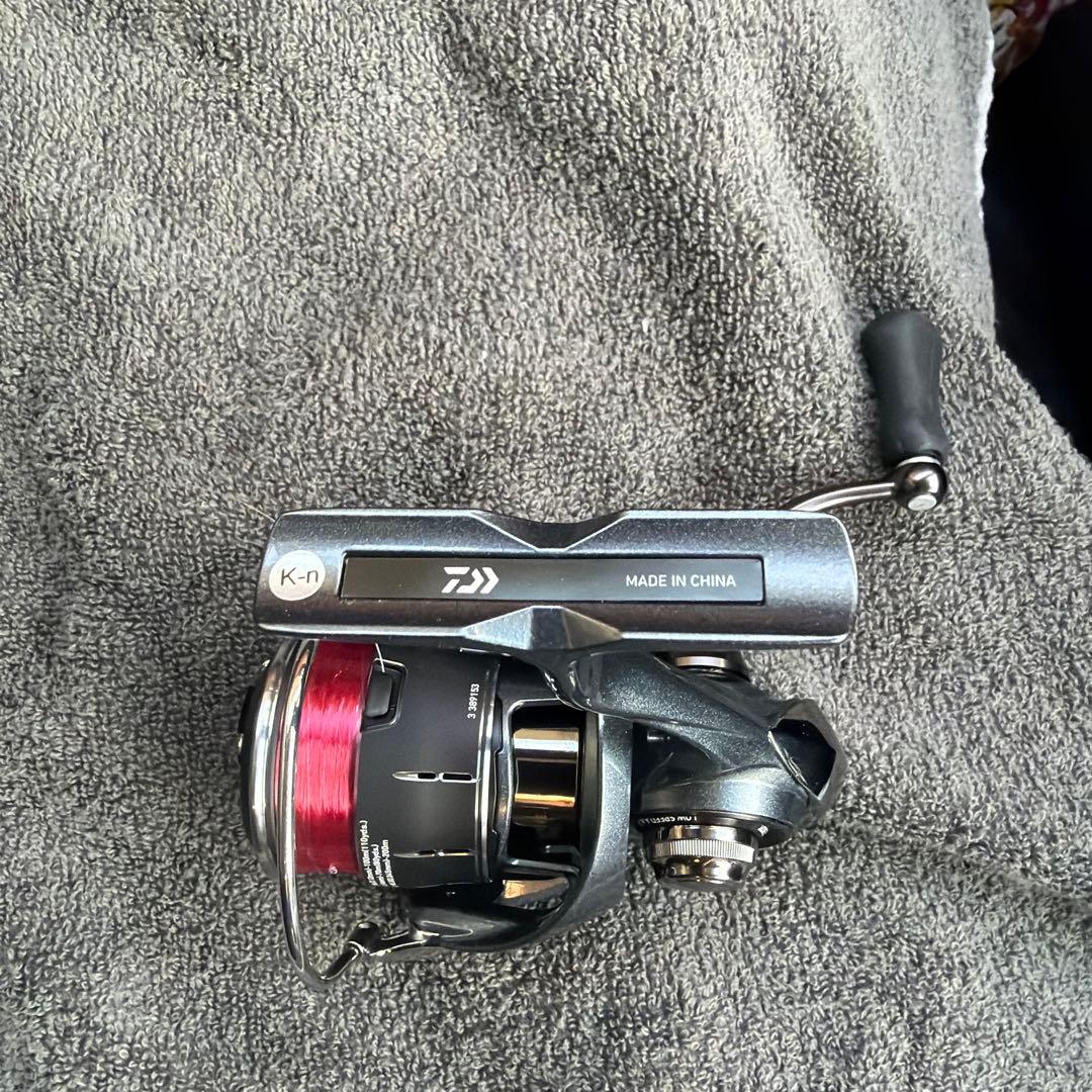 ダイワ　24ルビアスST SF2000SS-P スピニングリール