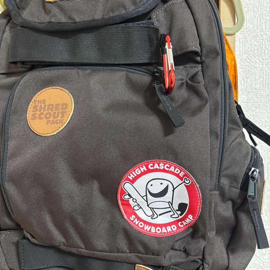 【美品】BURTON HIGH CASCADE BORD CAMP