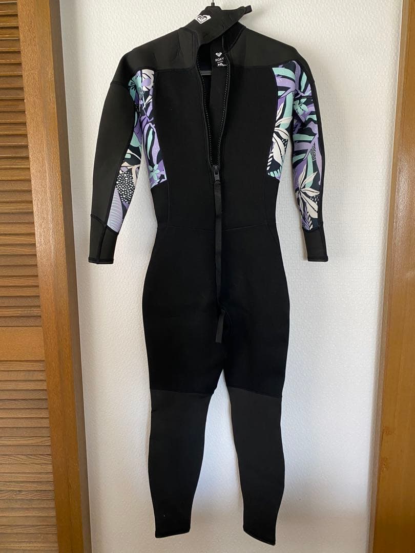 ROXY ロキシーフルスーツ バックジップ　ML